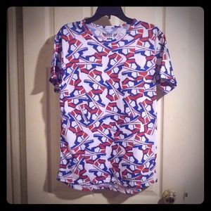 Medium sized mens tshirt